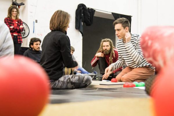 Social Circus Without Borders