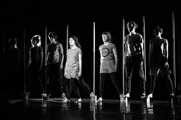 CIRQUONAUTI - TEENS PERFORMANCE GROUP