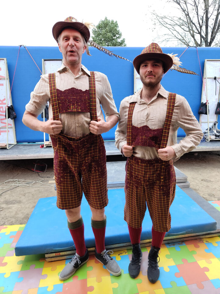 Trygve Wakenshaw, Jakub Slovák